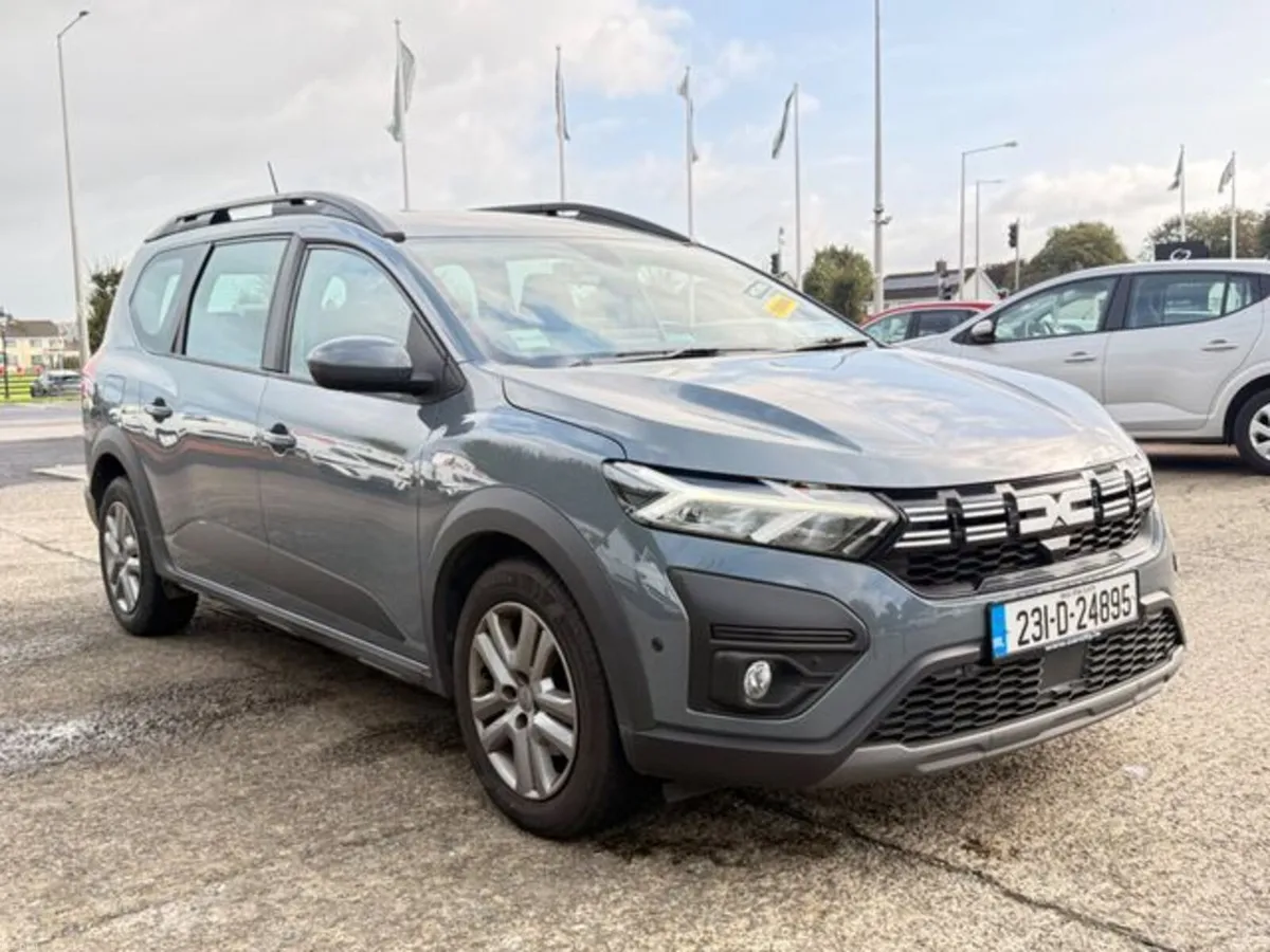 Dacia Jogger Expression TCE 110 NBI 5DR - Image 1