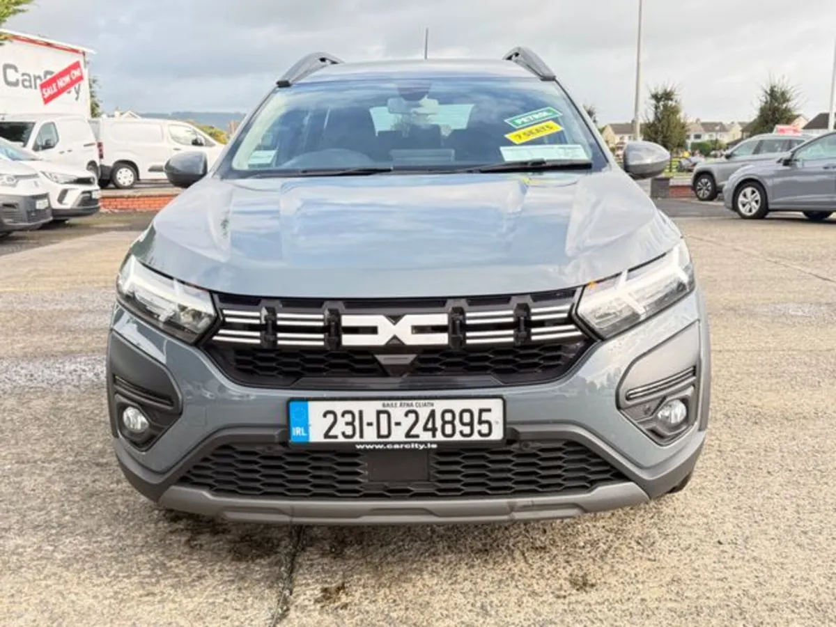 Dacia Jogger Expression TCE 110 NBI 5DR - Image 2