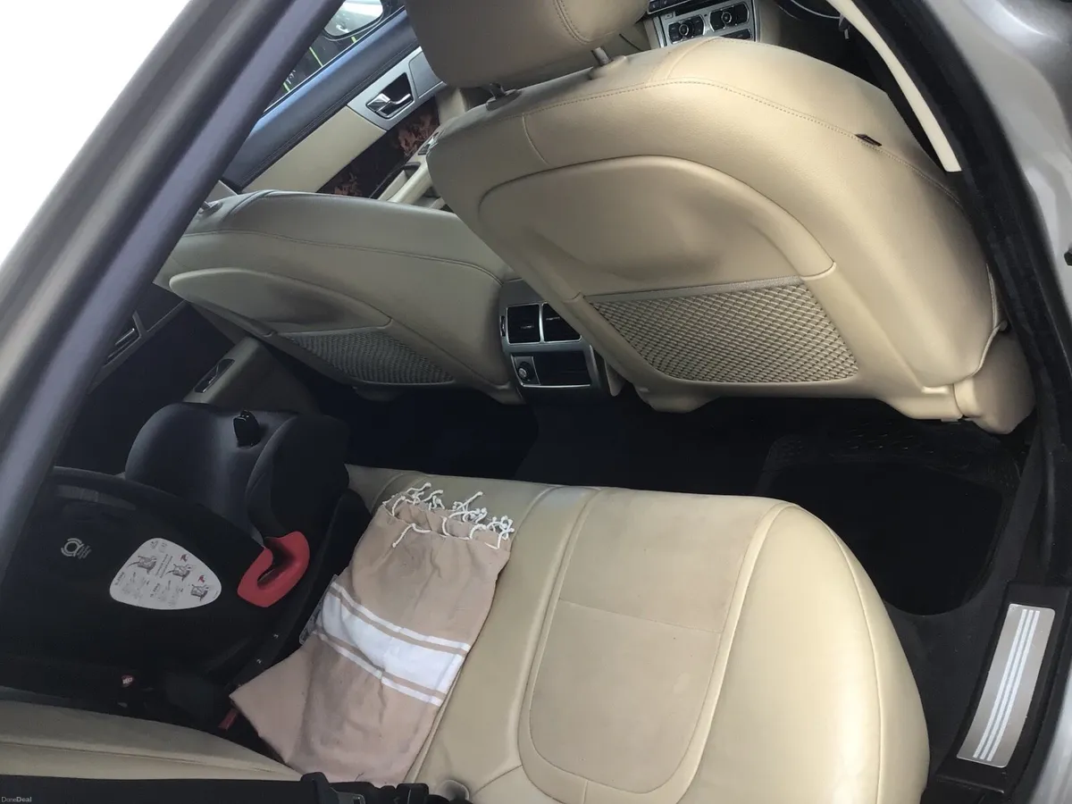 Jaguar XF 2.2D se - Image 6