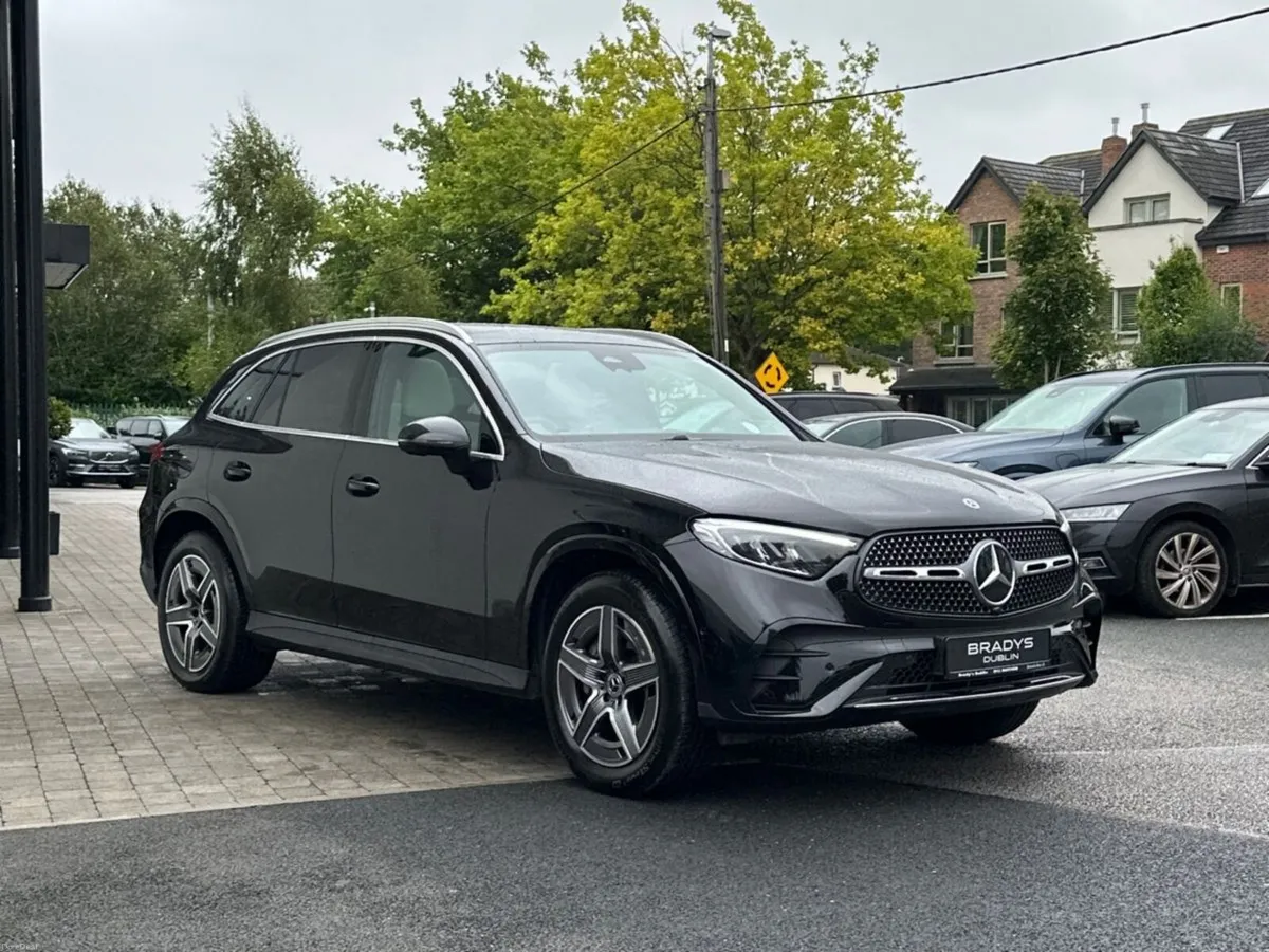 Mercedes-Benz GLC GLC 300e 4MATIC AMG Line - Image 3