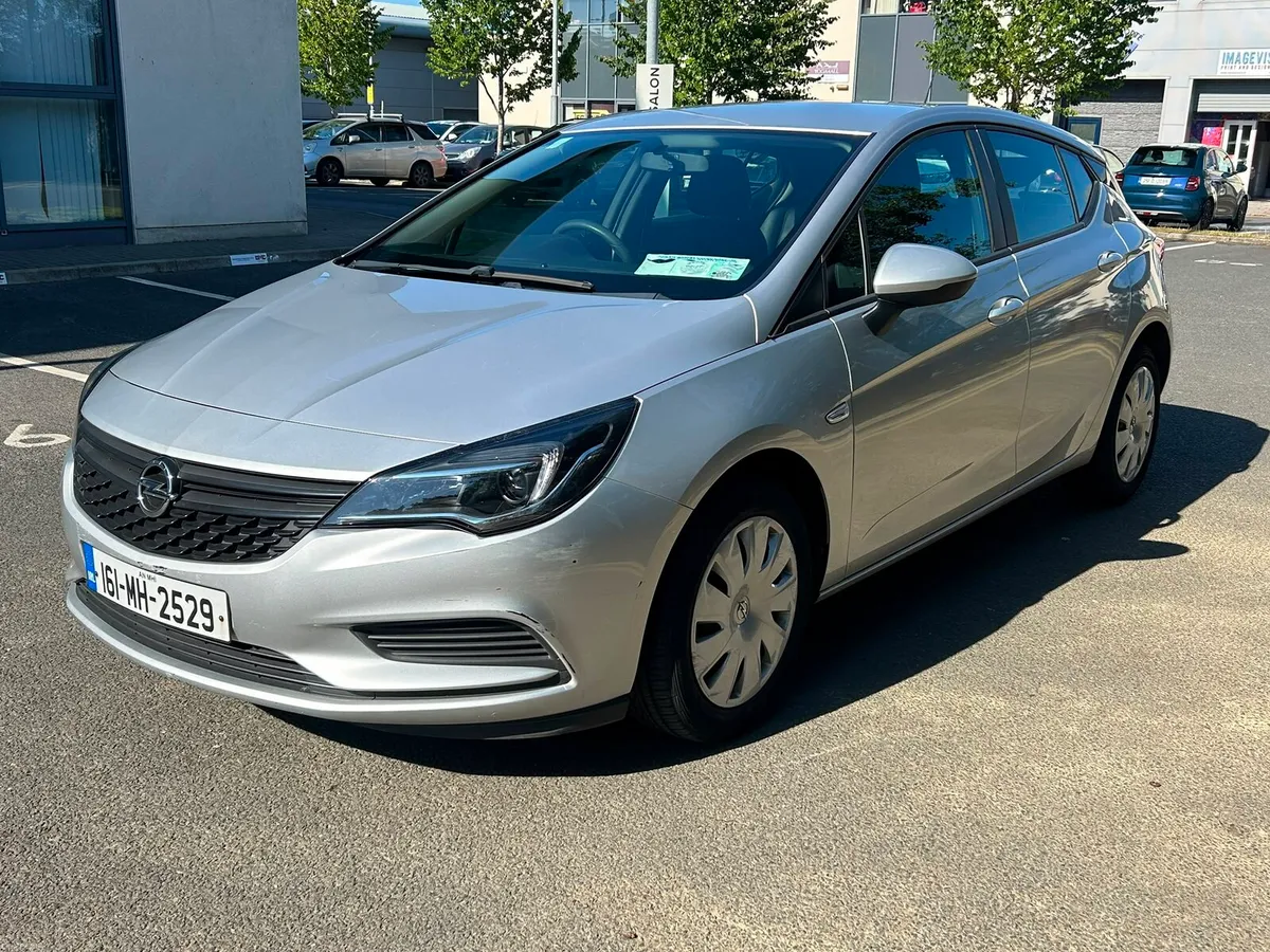 2016 Opel astra 64klms - Image 4