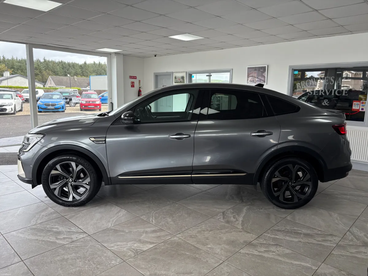 2023 (232) Renault Arkana E-Tech Automatic - Image 6