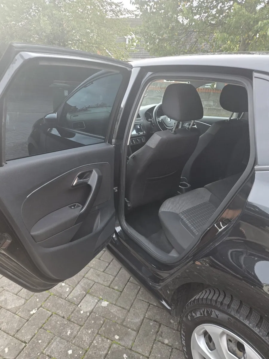 Volkswagen Polo 2015 - Image 3