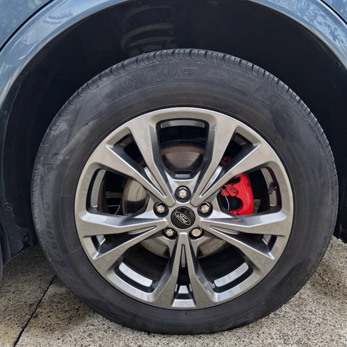 Ford Kuga ST line X - Image 2