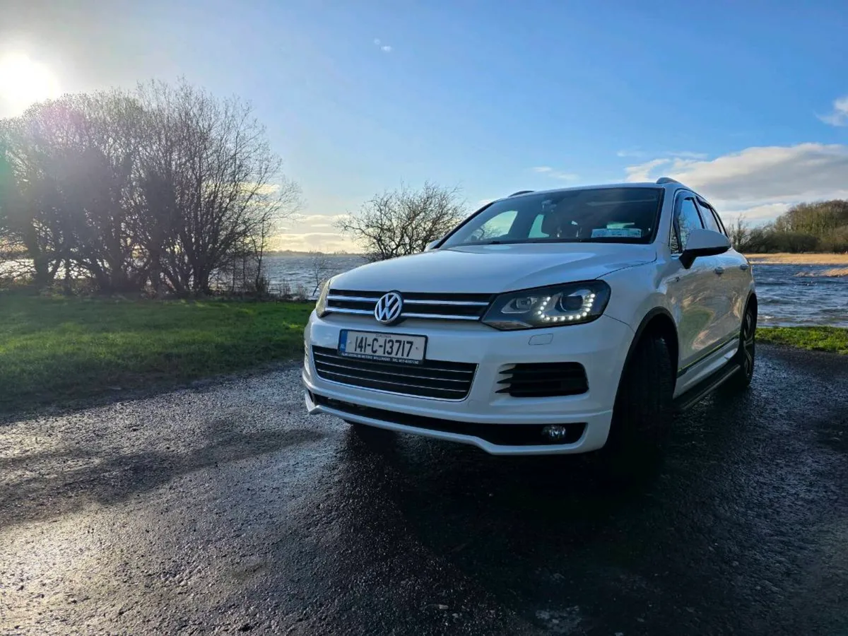 volswagan Touareg R-line V6 - Image 1