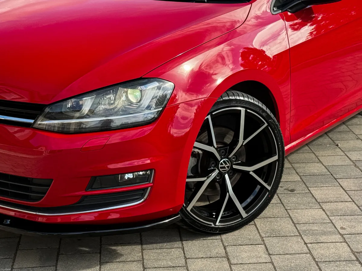2015 Volkswagen Golf 1.4 TSI Highline - Image 2
