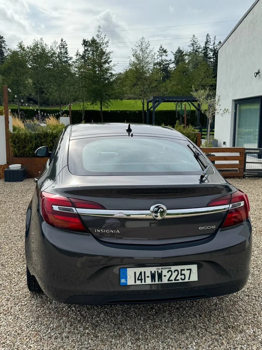 Car - Image 2