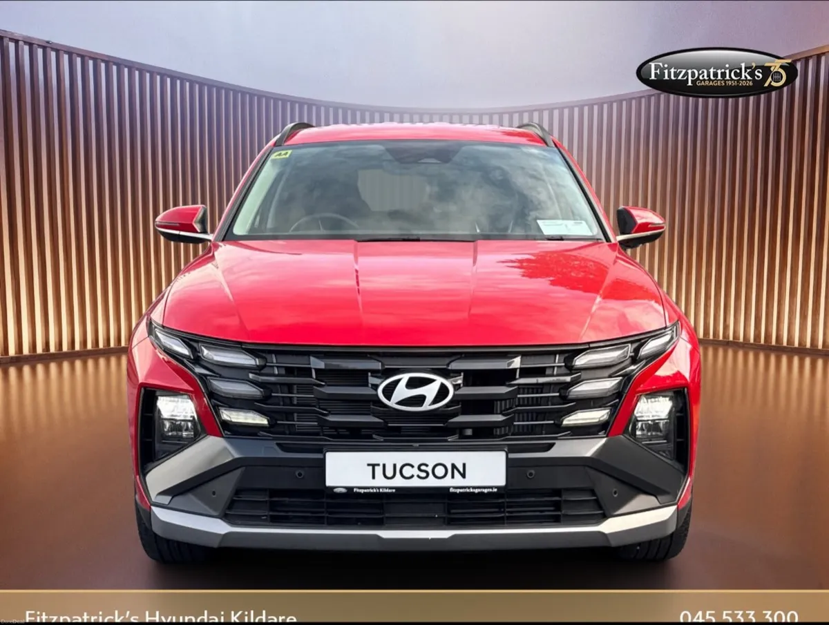 Tucson Executive with Black leather Turbo Diesel - Image 4