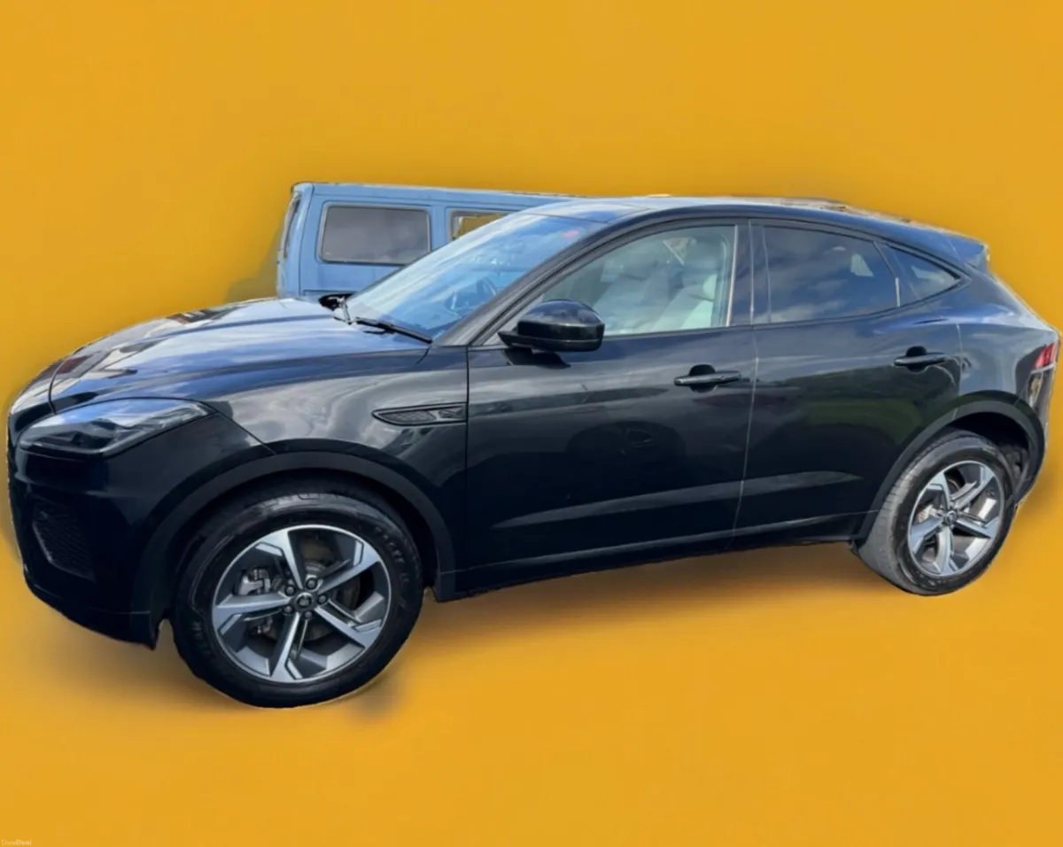 Jaguar E-Pace 2024 2.0 D200 R-Dynamic SE Black 5dr - Image 3