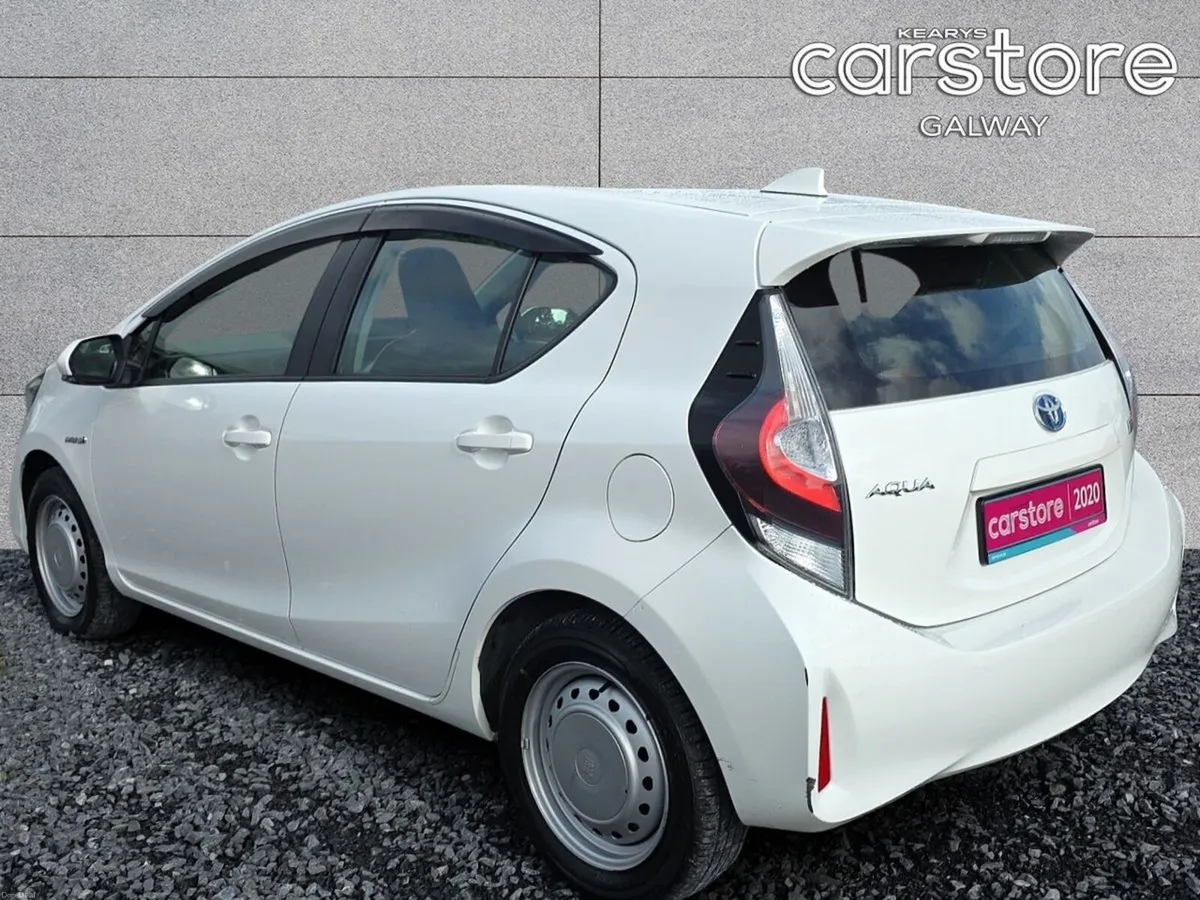 Toyota Aqua L 1.5 Auto - Image 5