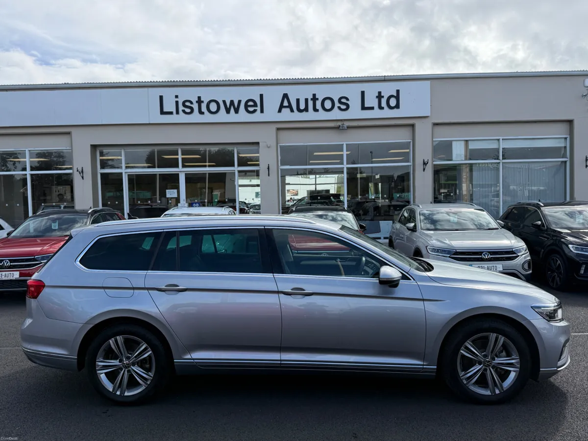 190BHP**211 VW  PASSAT ESTATE ELEGANCE ADVANCED - Image 1
