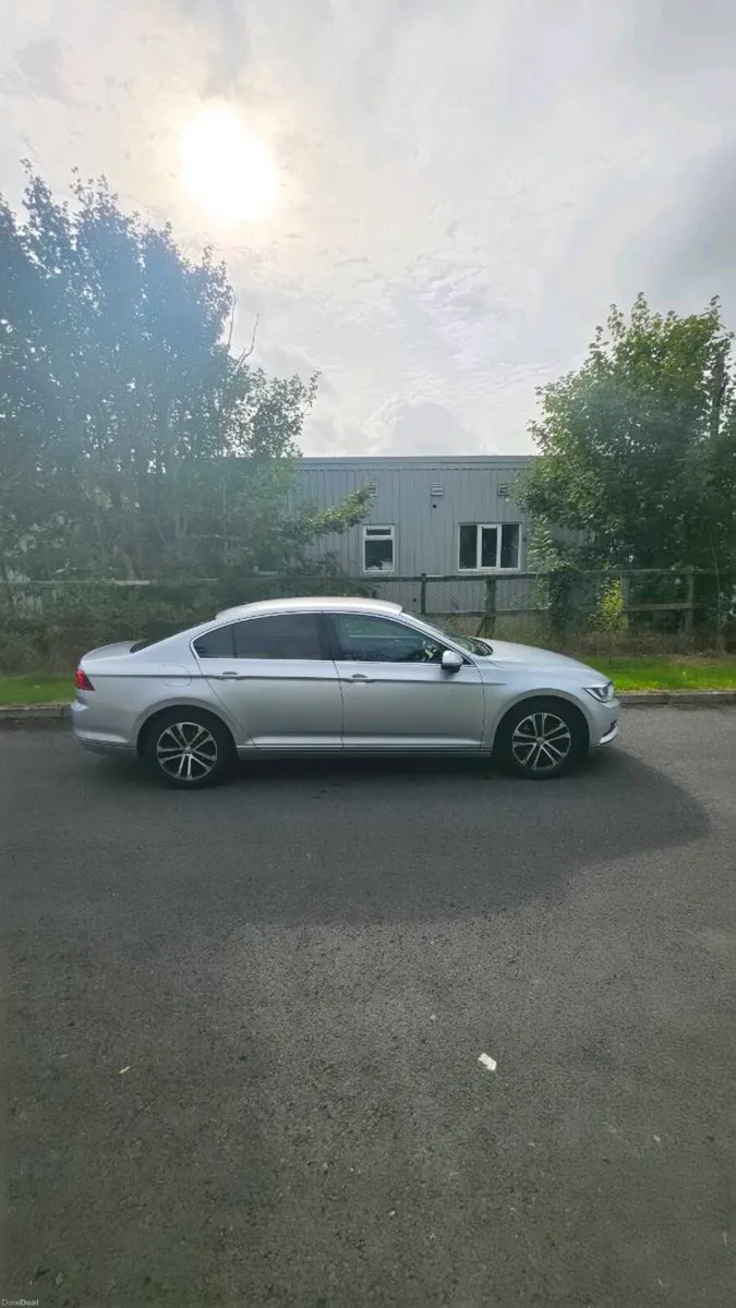2017 VW Passat 1.6 TDI High Spec - Image 3