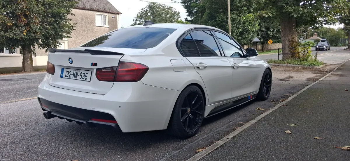 2013 BMW F30 M Sport 2.0 Diesel Automatic – White - Image 2