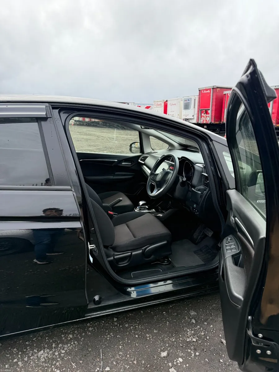 2015 Honda Fit 1.5 Self-Charging Hybrid Automatic - Image 4