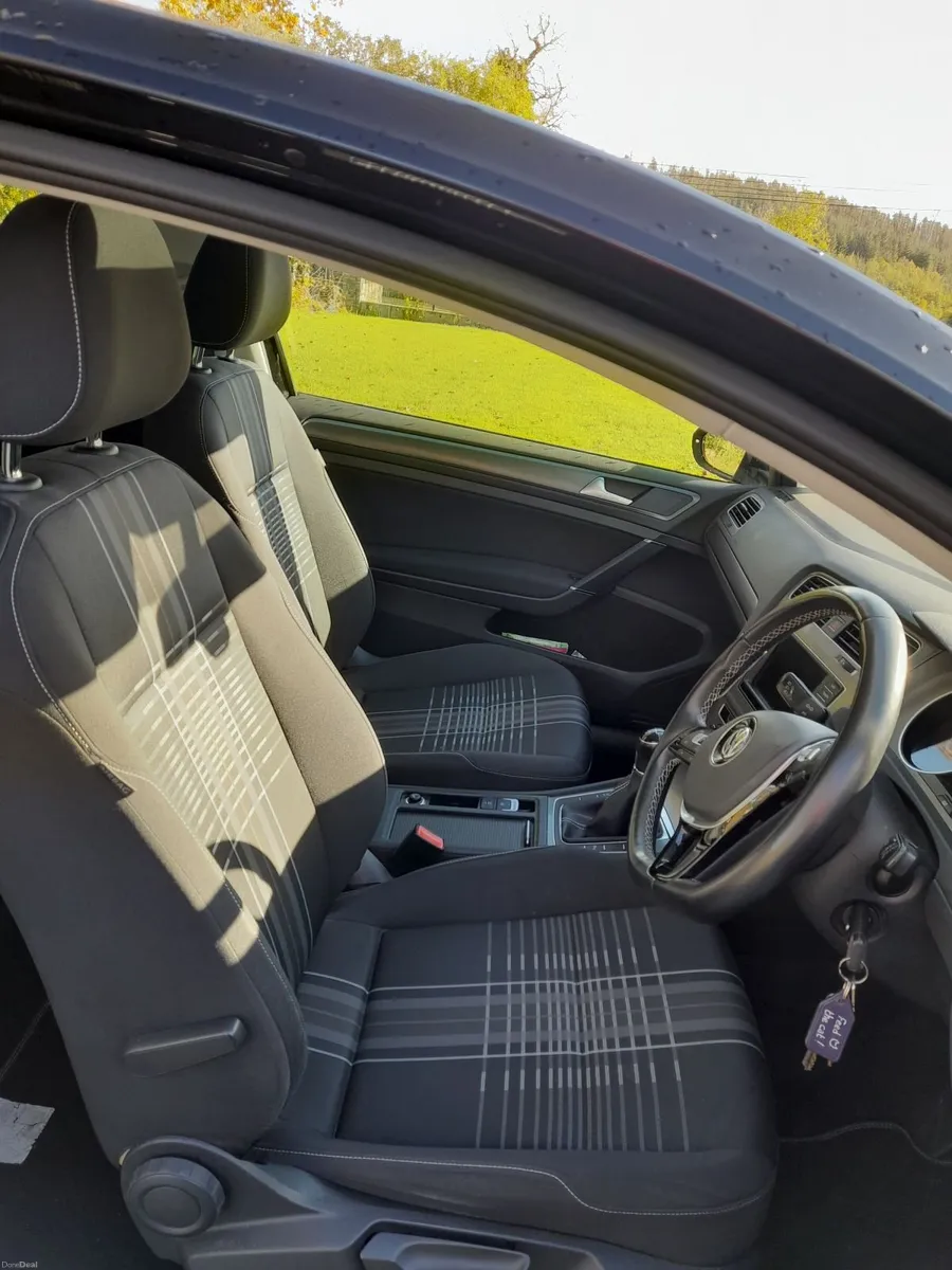 Volkswagen Golf Lounge 2016 - Image 4