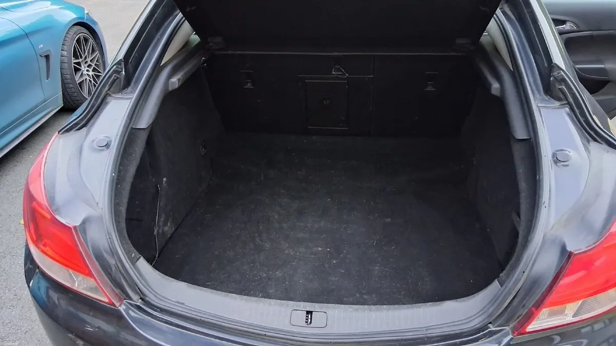 Vauxhall Insignia 2013 2.0 CDTi - Image 3