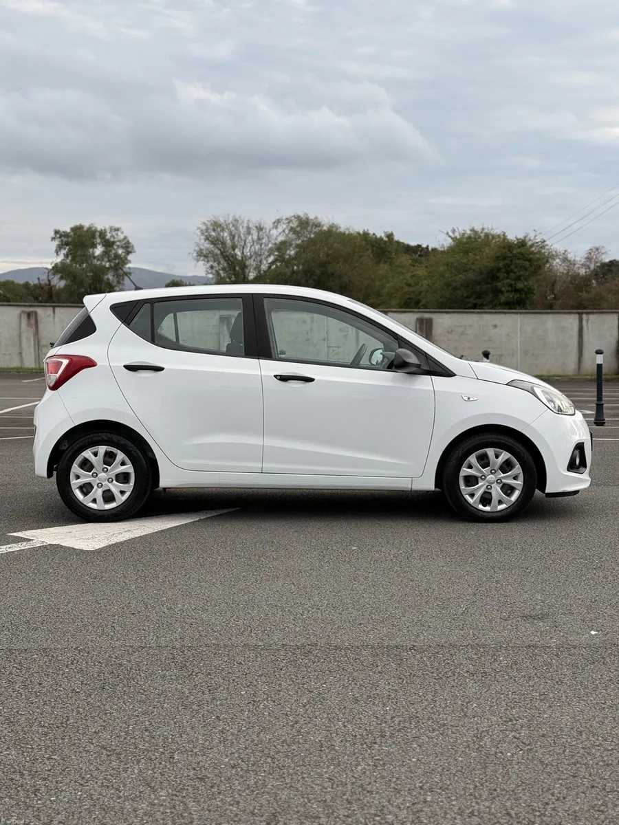 Hyundai i10 1.0 petrol Fresh NCT - Image 6
