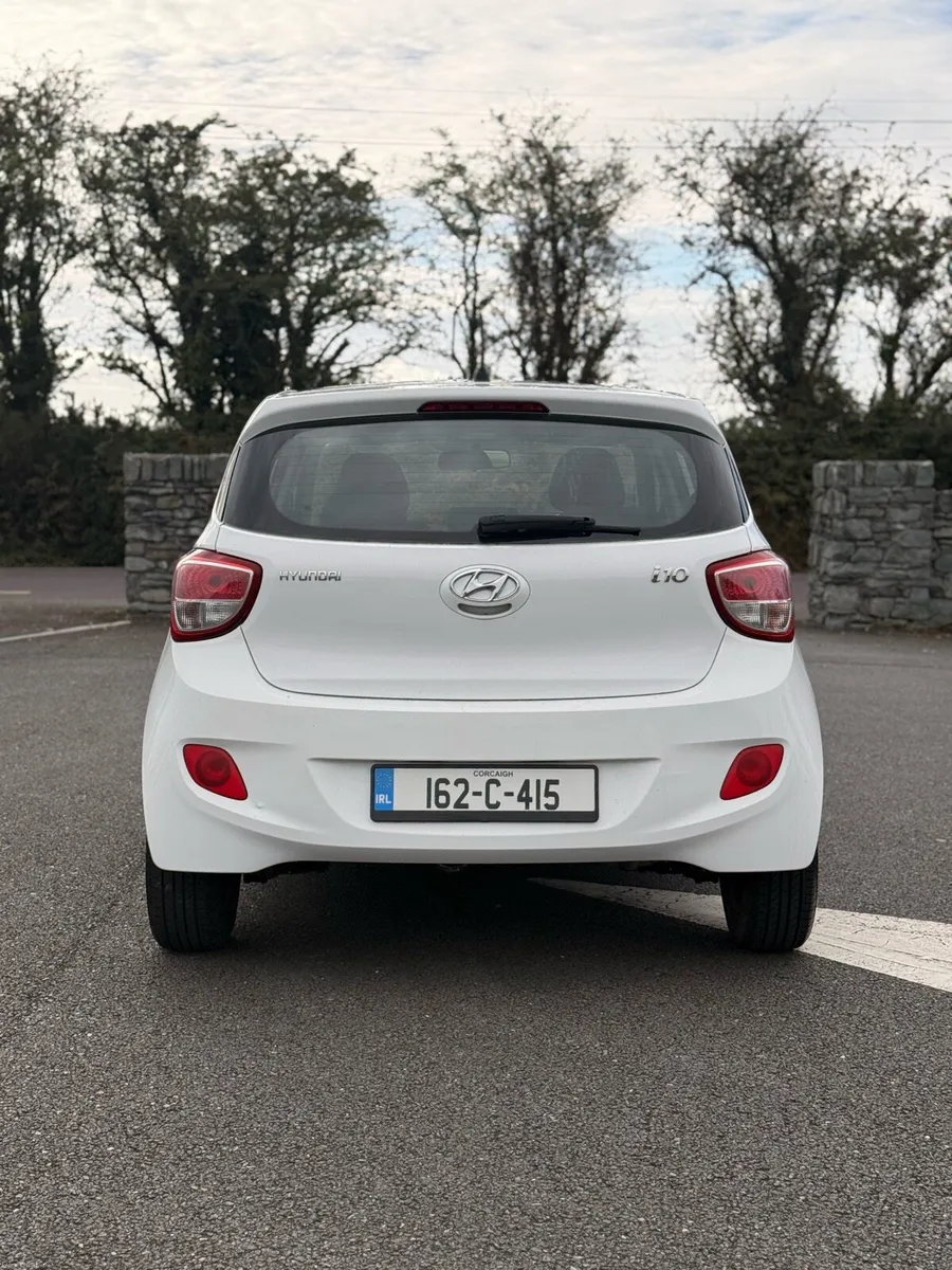 Hyundai i10 1.0 petrol Fresh NCT - Image 4