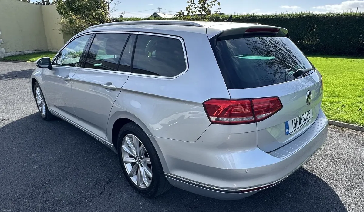 Volkswagen Passat 2015 - Image 3