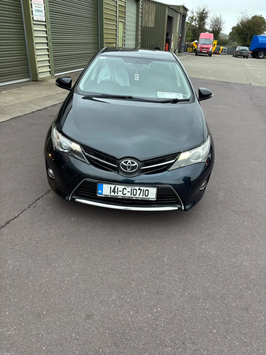 Toyota Auris 2014 - Image 4