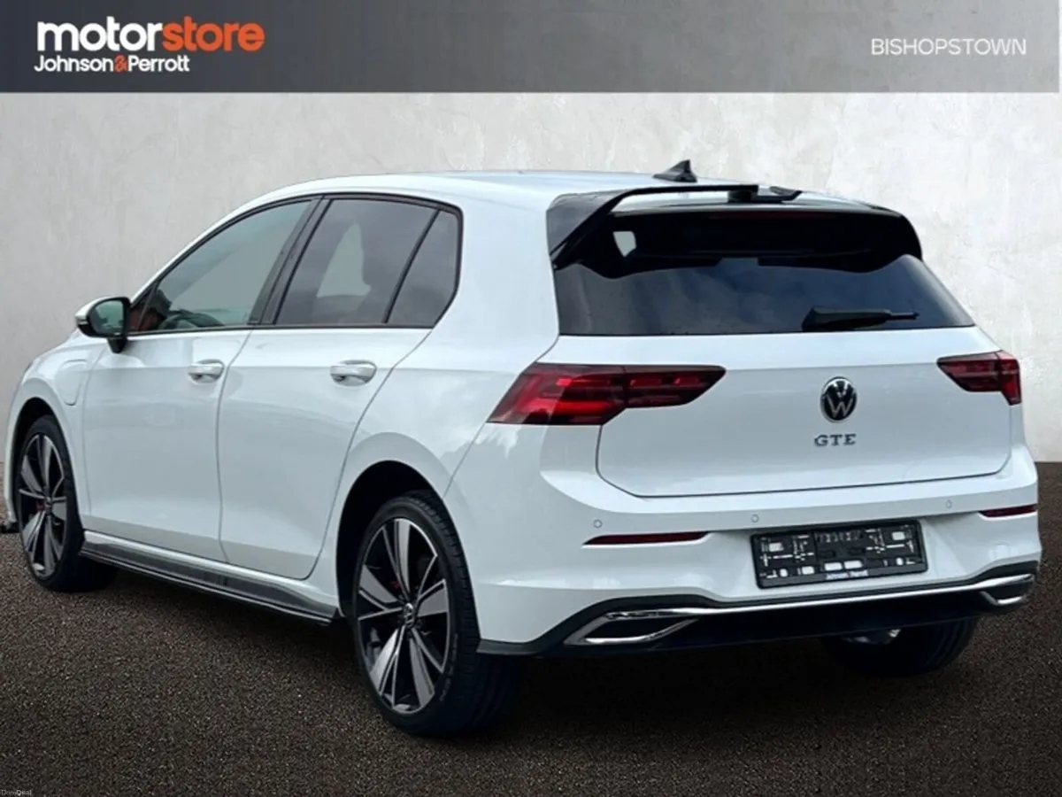 Volkswagen Golf Golf GTE with Lip Kit & Spoiler - - Image 2