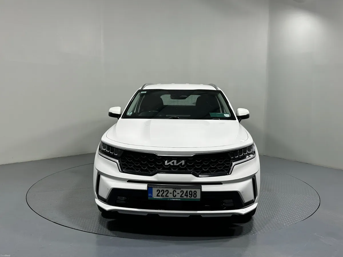 Kia Sorento K1 Commercial 222 (2022) - Image 2