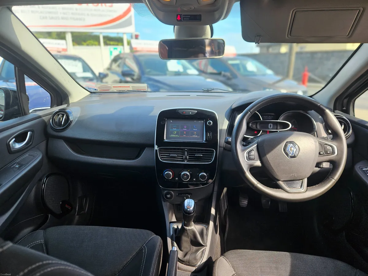 Renault Clio 2018 - Image 5