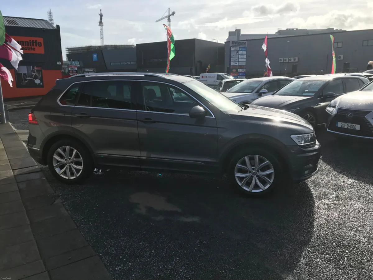 2018 Volkswagen Tiguan 2.0 TDI Highline Manual - Image 6