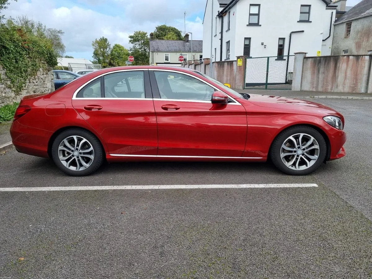 Mercedes-Benz C-Class 2017 - Image 4