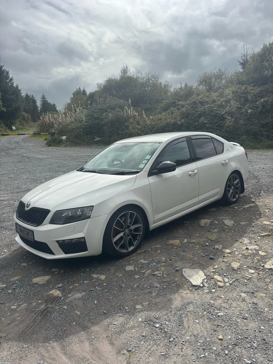 Skoda Octavia VRs 2.0lt 184bhp - Image 2