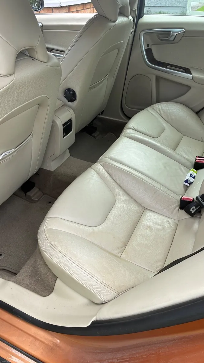 Volvo S60 2012 - Image 3