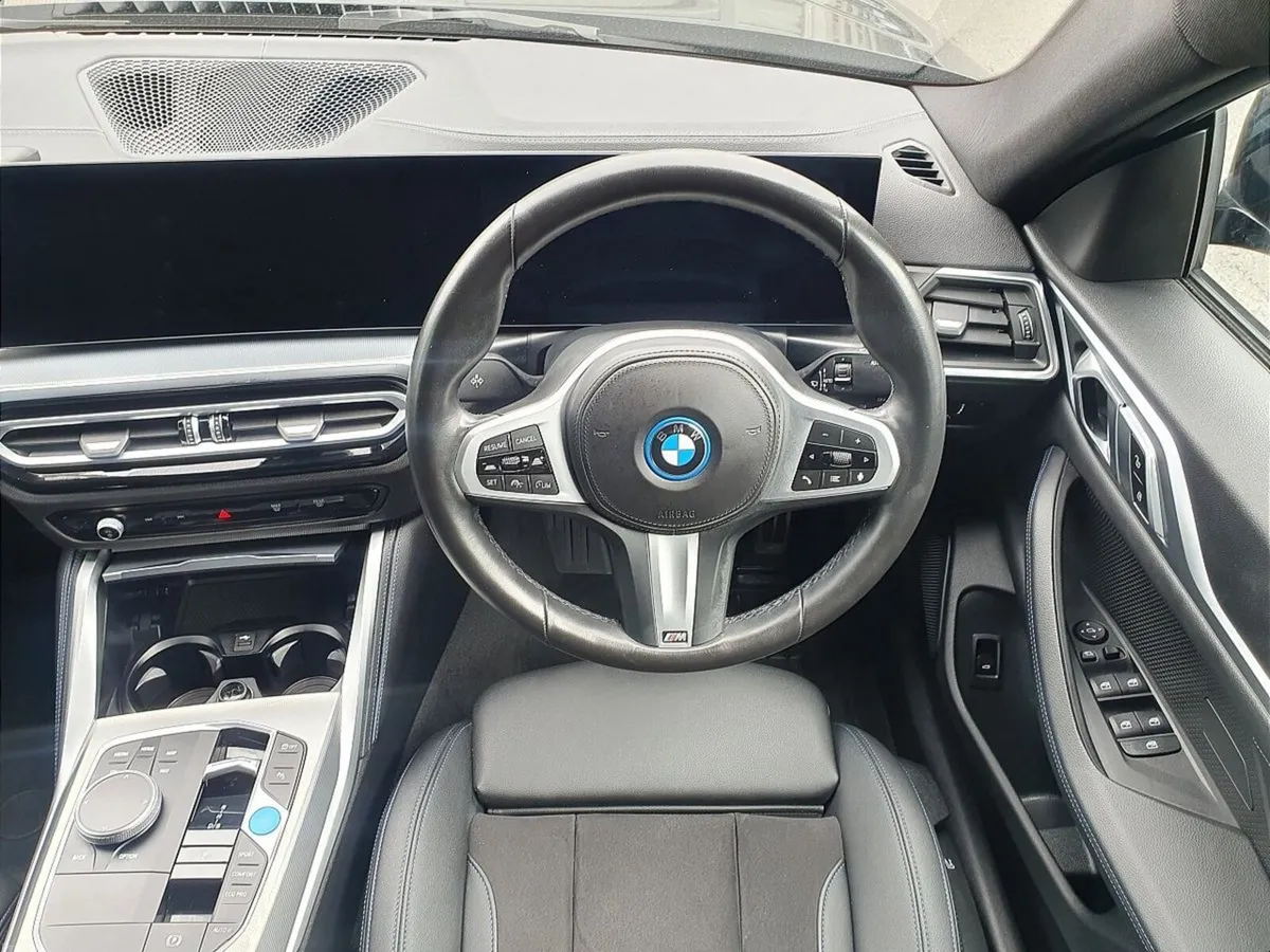 BMW i4 eDrive35 M Sport - Image 5
