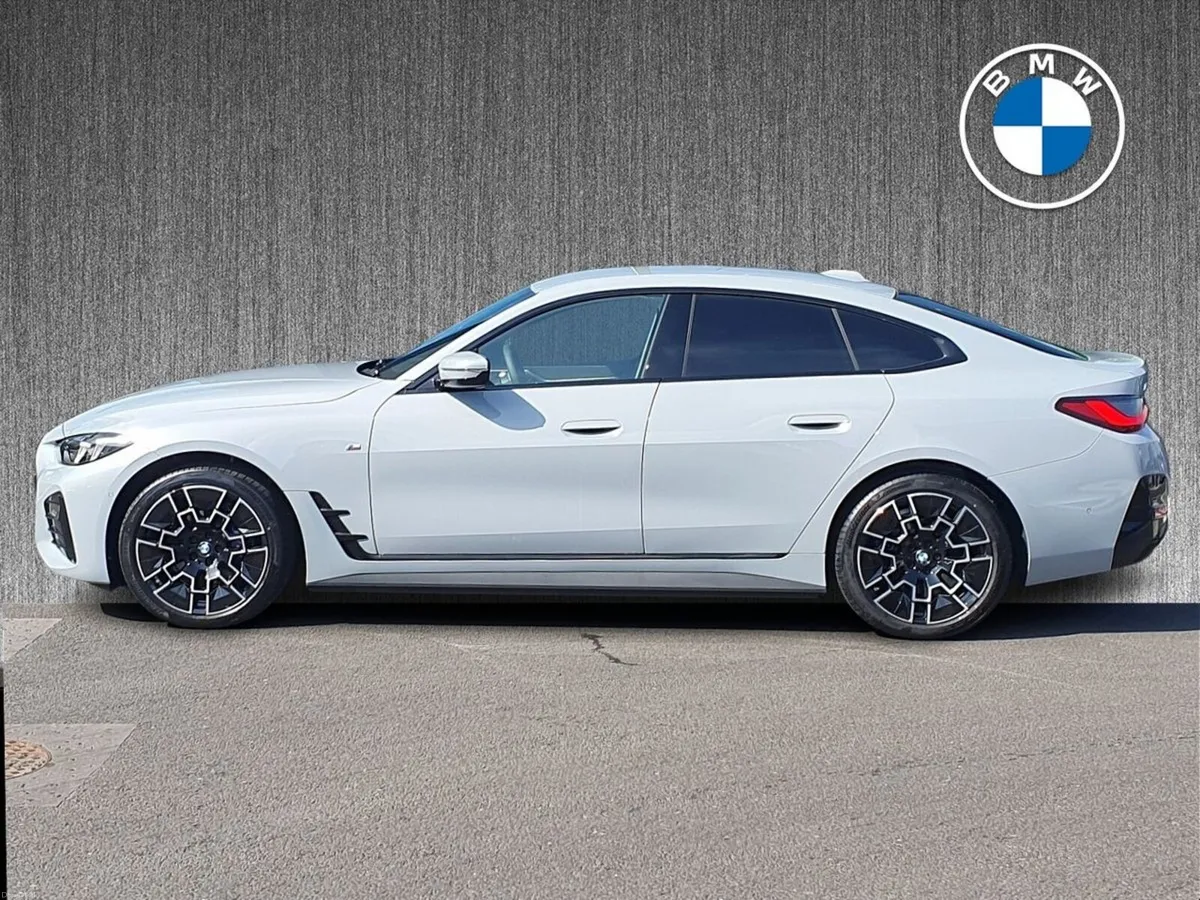 BMW i4 eDrive35 M Sport - Image 3