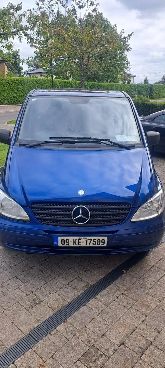Mercedes-Benz V-Class 2009 - Image 3
