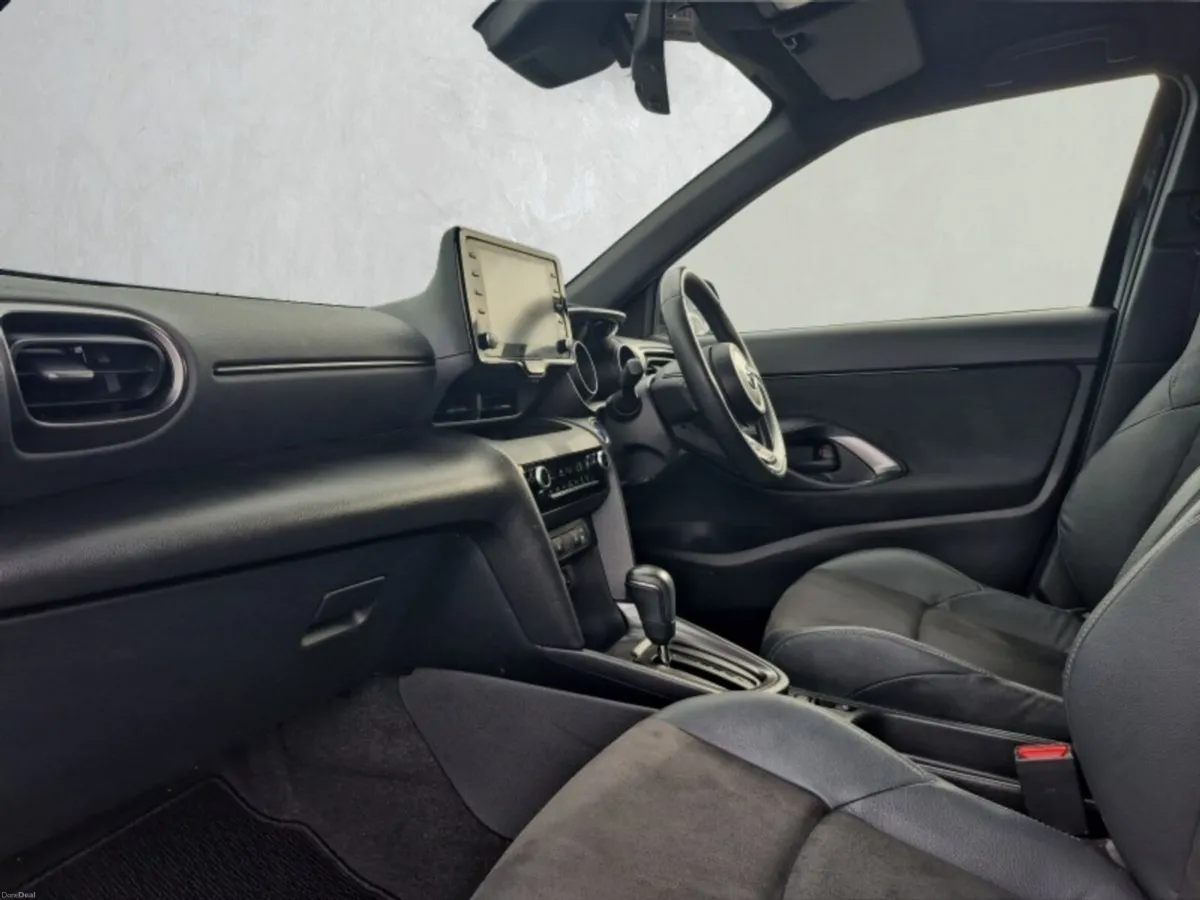 Toyota Yaris Cross ** GR SPORT ** HYBRID ** TRINIT - Image 6