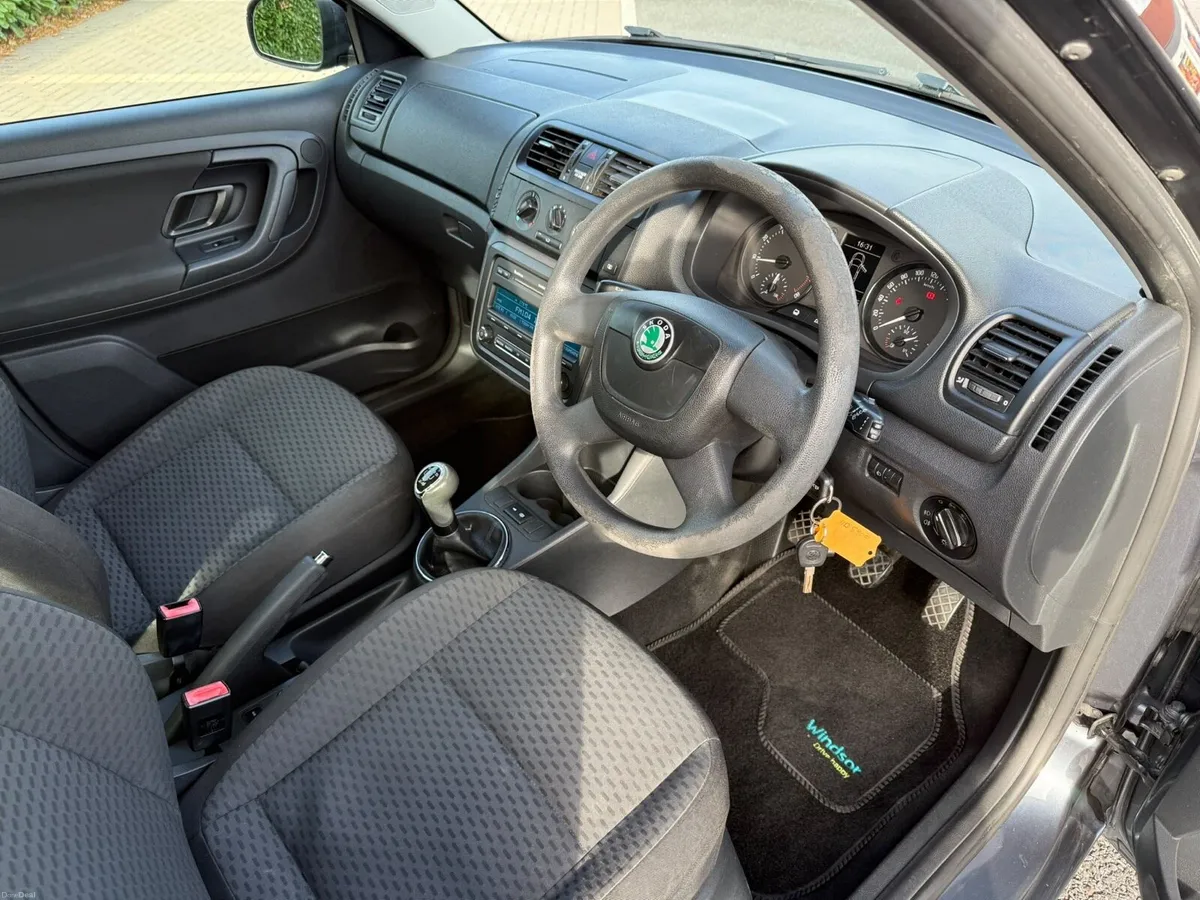 SKODA FABIA 1.2 PETROL MANUAL NCT 09/27 TAX 06/27 - Image 6