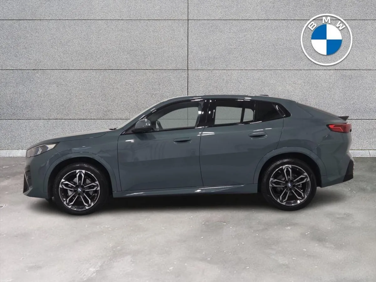BMW iX2 eDrive20 M Sport - Image 3