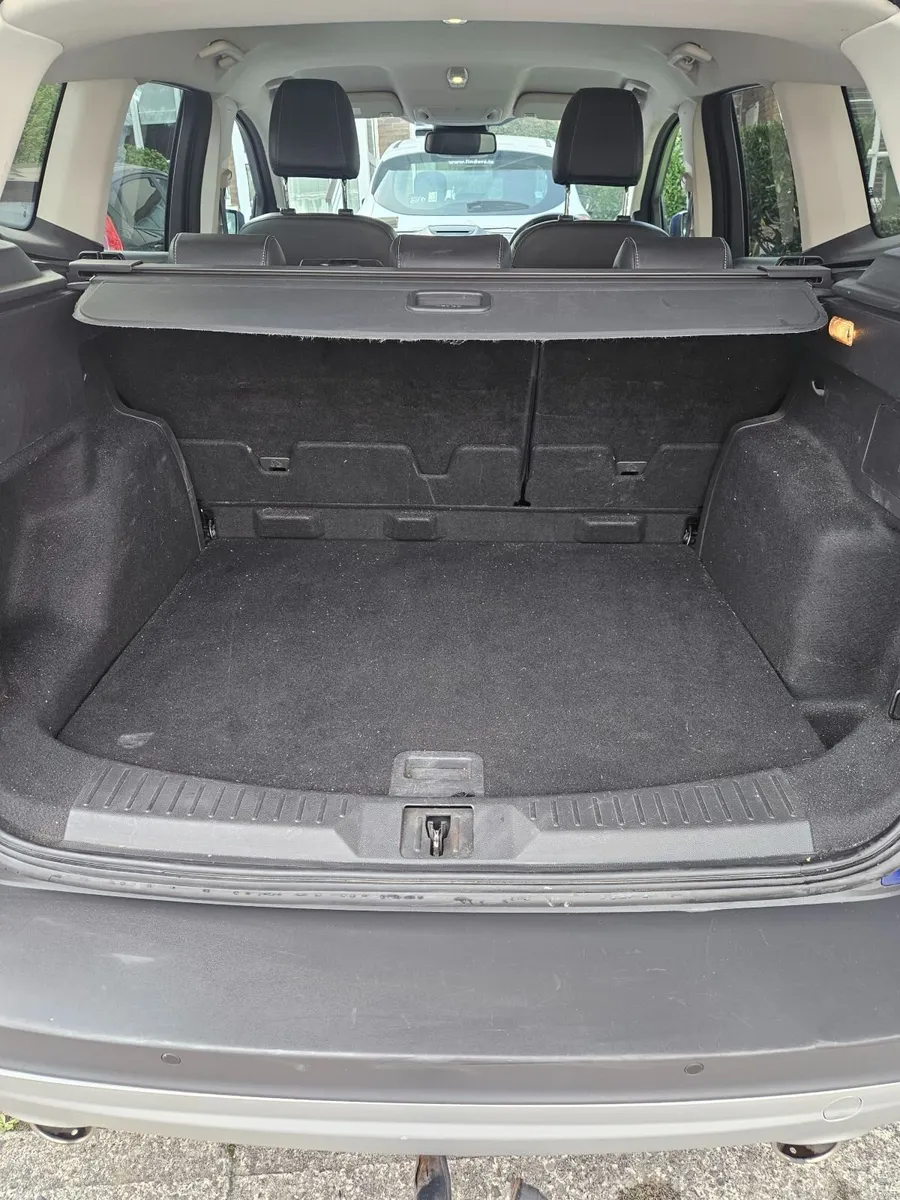 Ford Kuga 2016 - Image 5