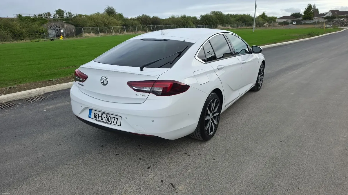 Vauxhall Insignia 1,5 Turbo - SRI Nav - 165 hp - Image 3