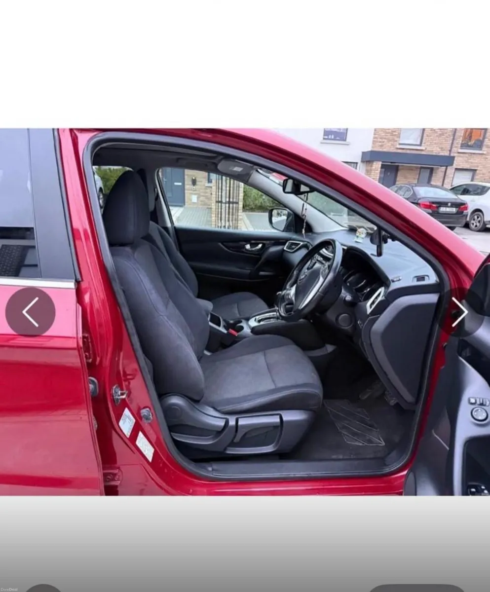 Nissan Qashqai / Automatic - Image 2