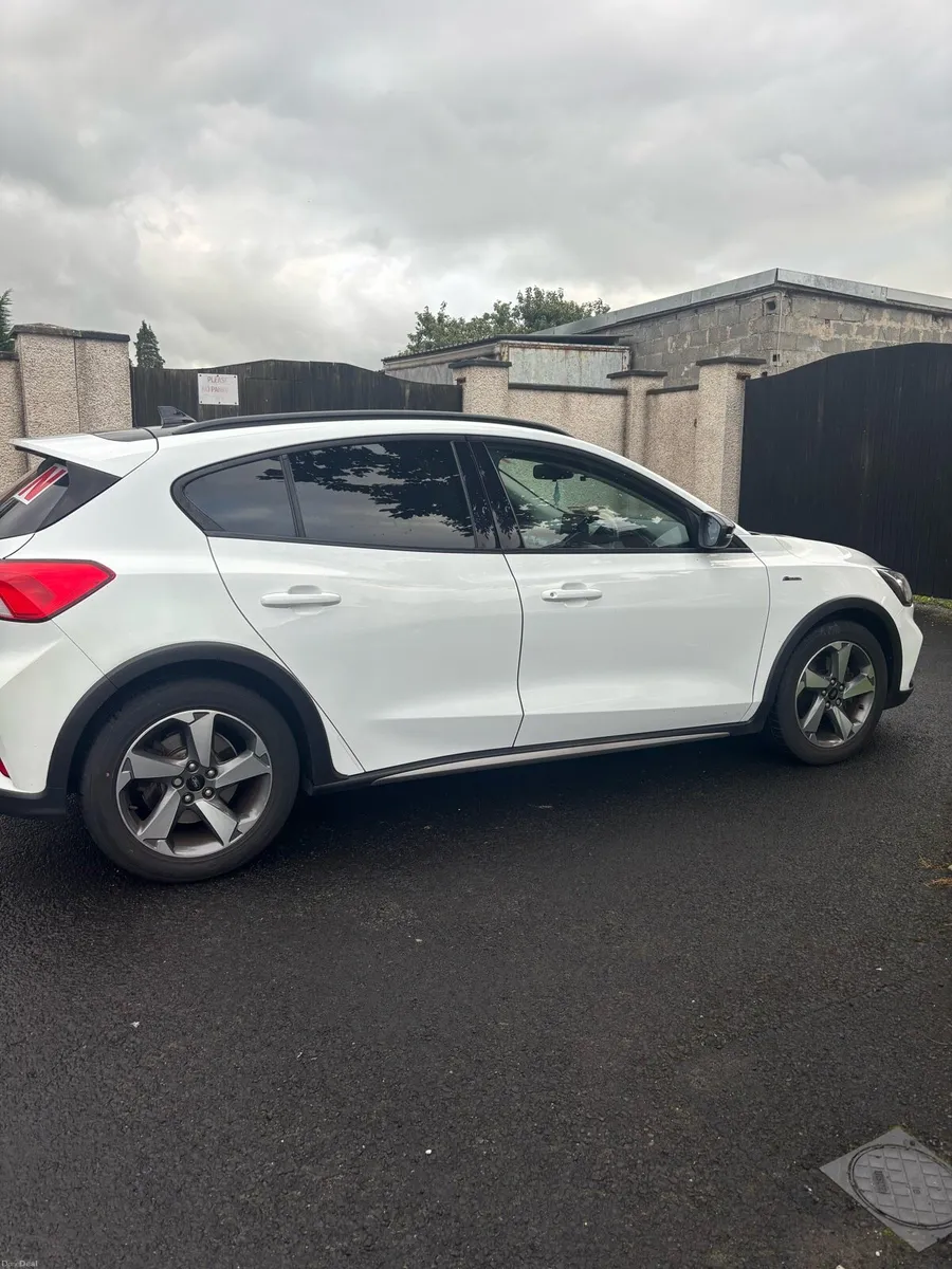Ford focus 2020 1.0 litre Active - Image 3