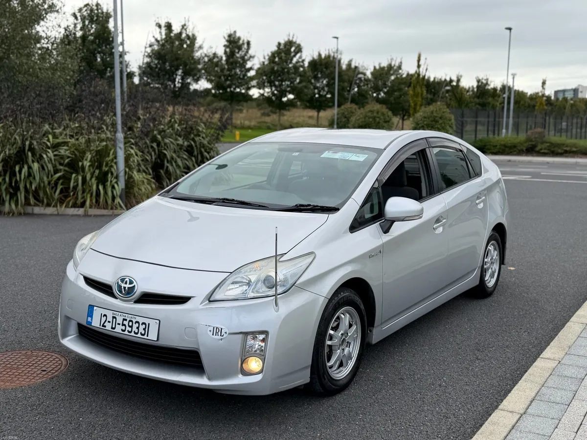 2012 automatic Toyota prius hybrid new nct 9/27 - Image 2