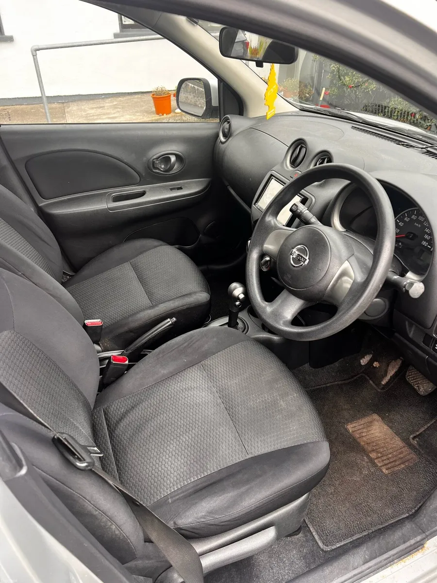 Car - Image 4