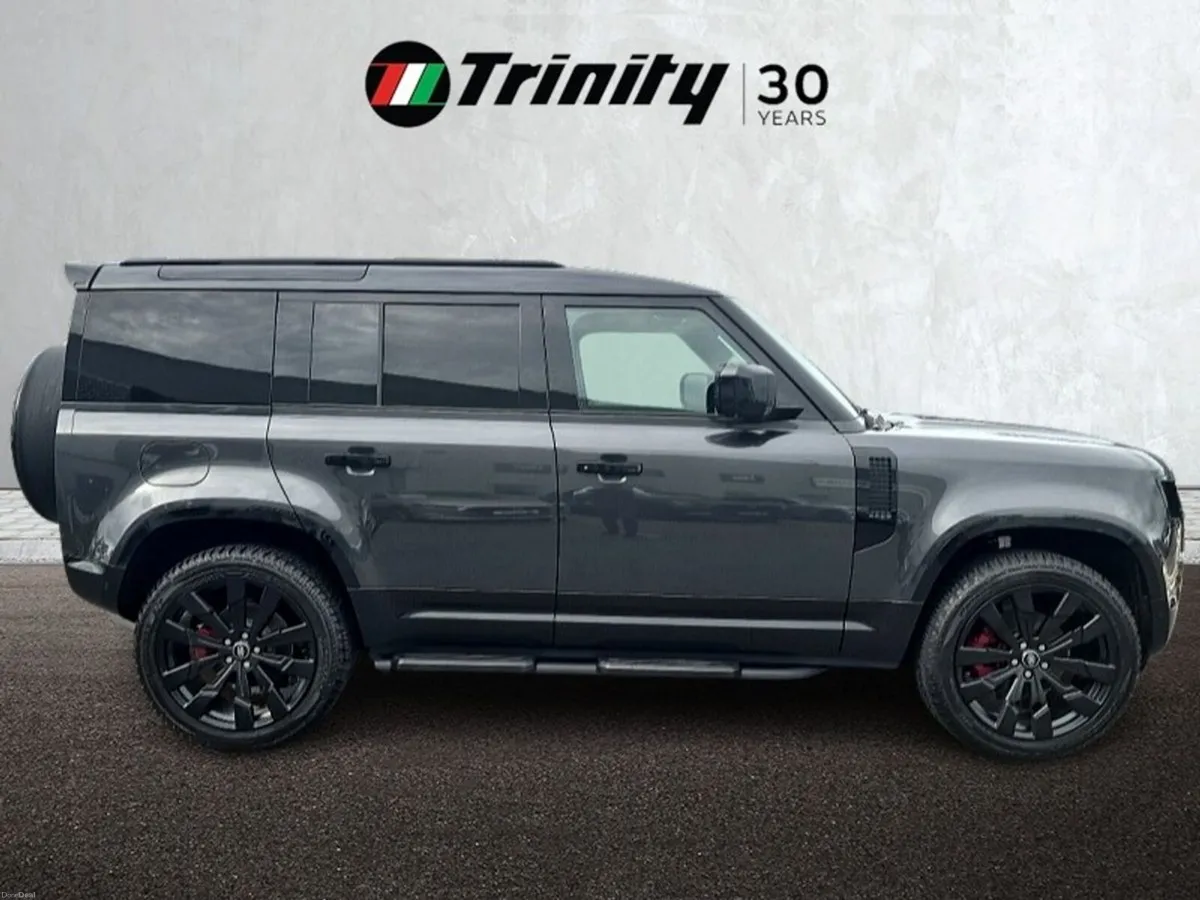 Land Rover Defender DEFENDER 110 3.0 D HARD TOP S - Image 5