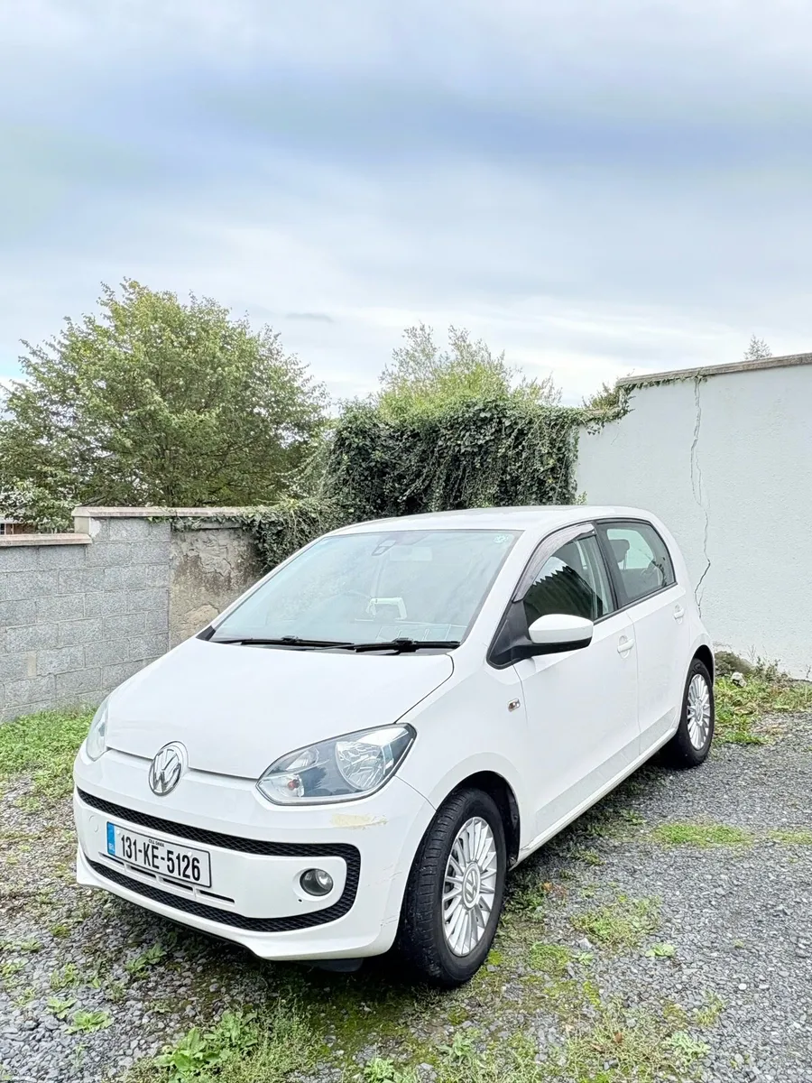Volkswagen Up 131 Automatic - Image 2