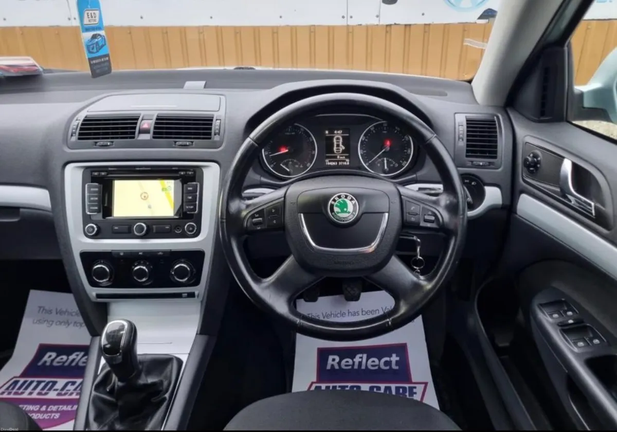 Car - Image 5