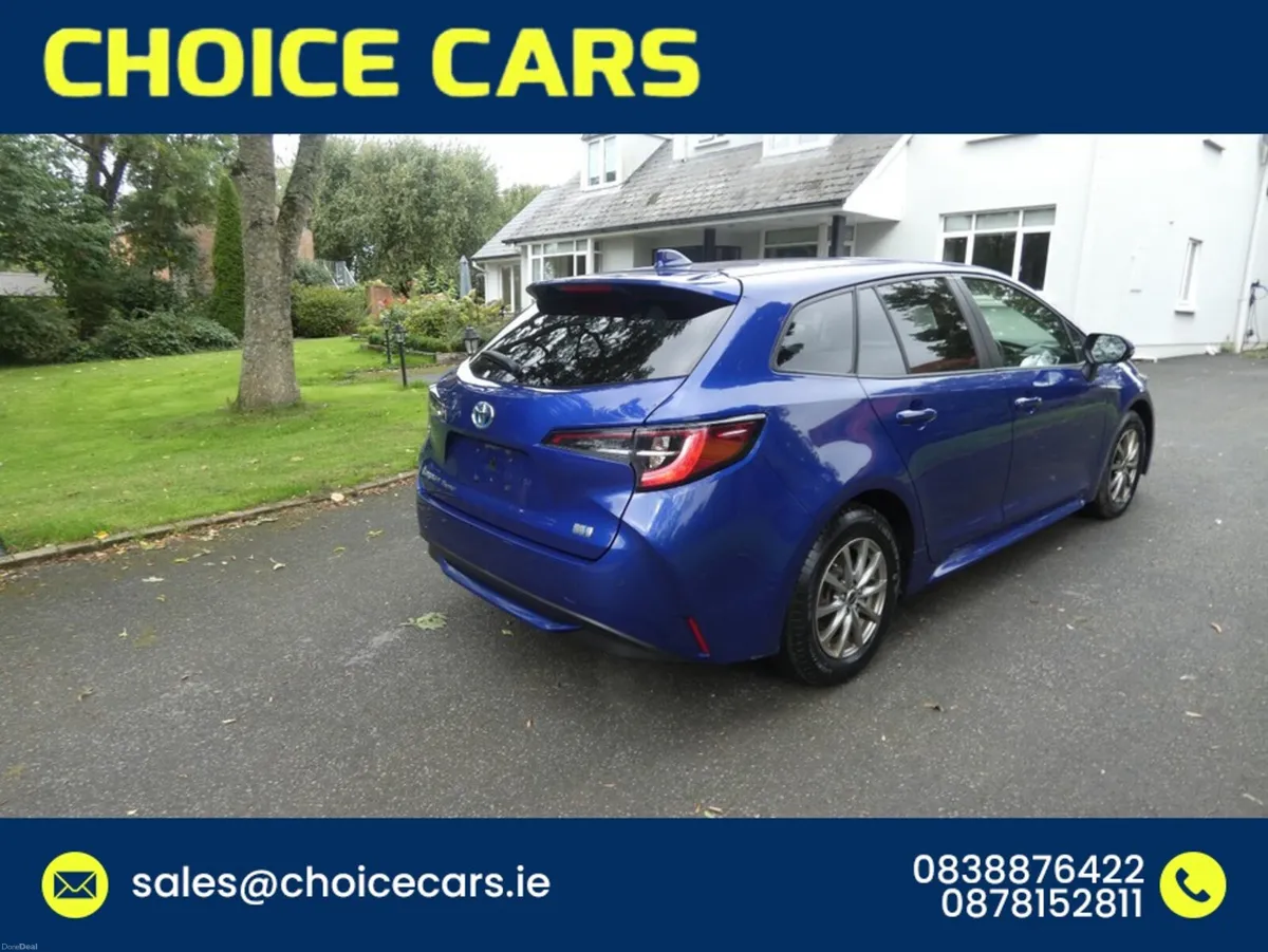 Toyota Corolla 1.8 AUTO HYBRID - Image 5