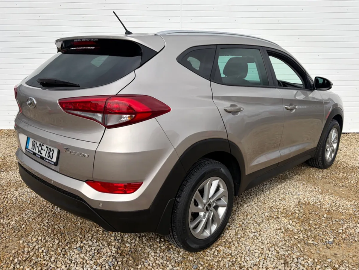 Hyundai Tucson IX35 COMFORT PLUS 5DR - Image 3