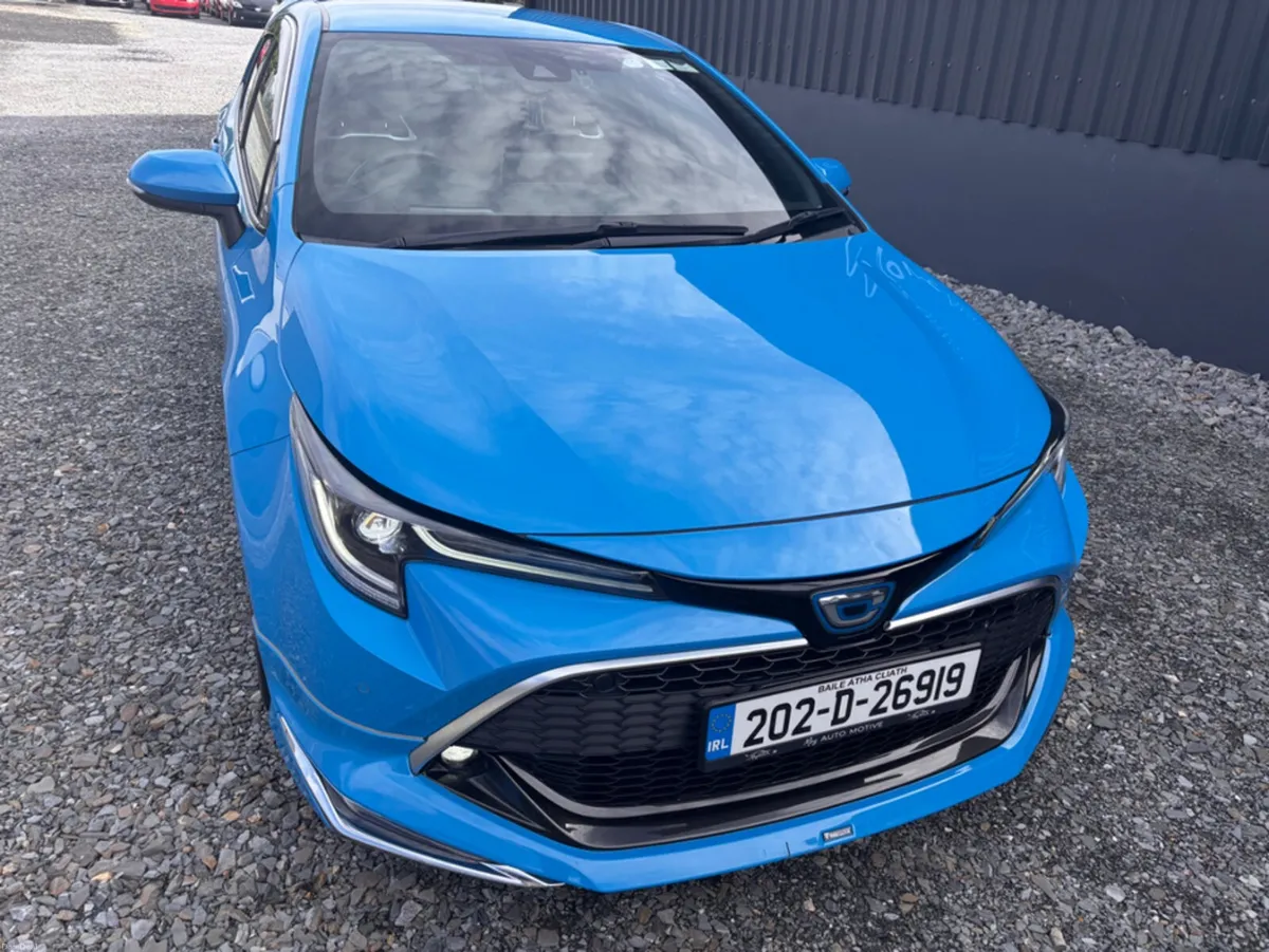 Toyota Corolla SPORT 1.8 HYBRID - Image 4