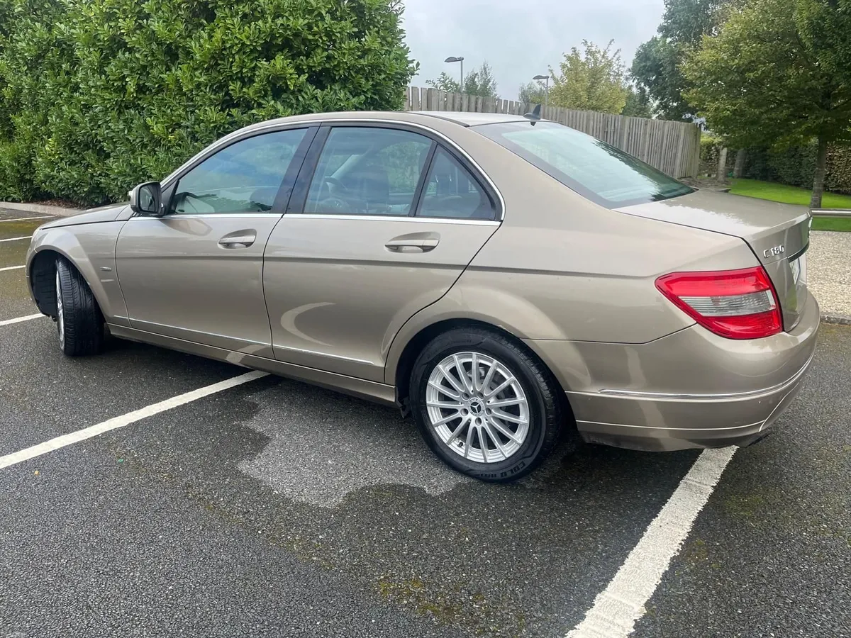Mercedes-Benz C-Class 2008 - Image 4